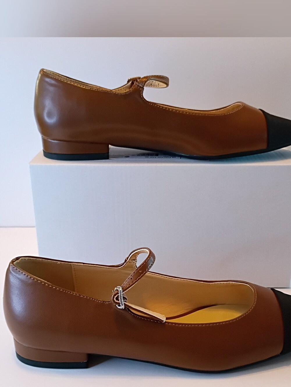 Classic Two-Tone Mary Jane Flats in Brown and Black